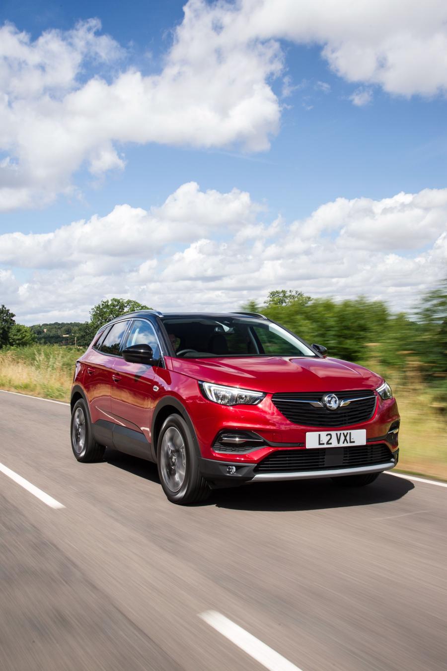  Vauxhall Grandland X Turbo D 2017 года  (фото 16 из 20)